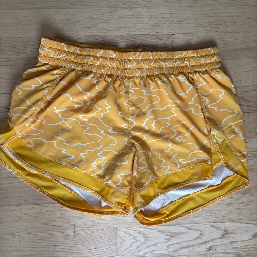 Athleta Mesh Racer Shorts- size small